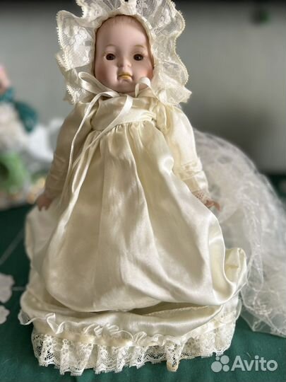 Коллекционная кукла фарфоровая