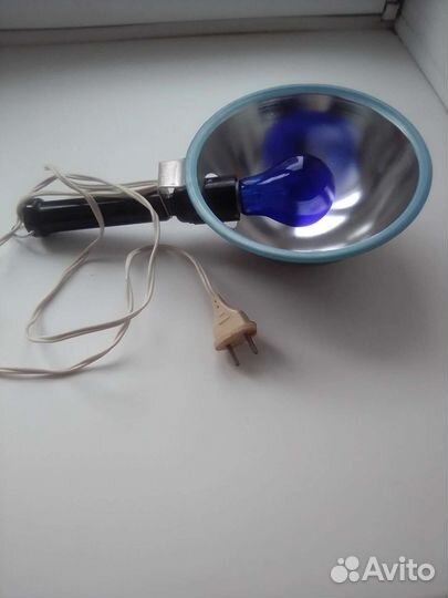 Синяя лампа медицинская