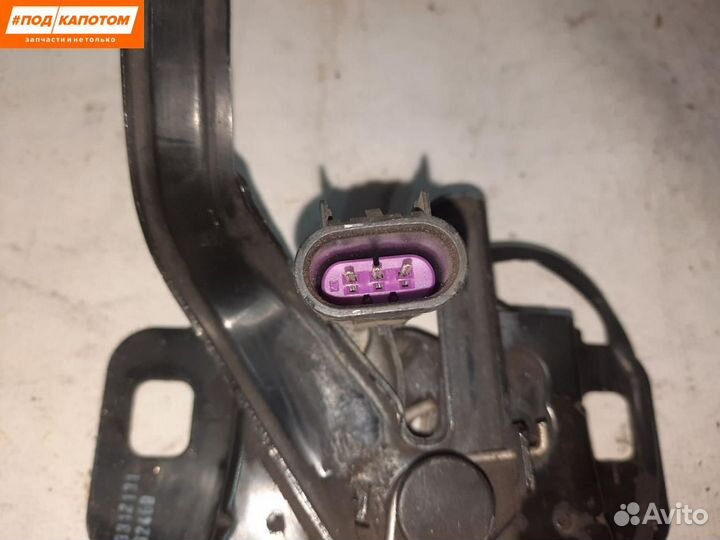 Замок капота Opel Astra J (2009 - 2012) 13312131