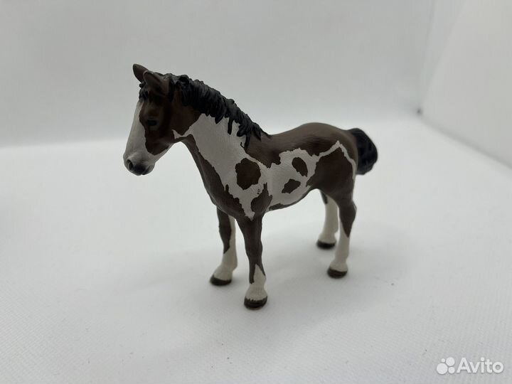 Фигурки лошадей schleich