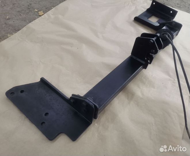 Фаркоп на hyundai tucson 1