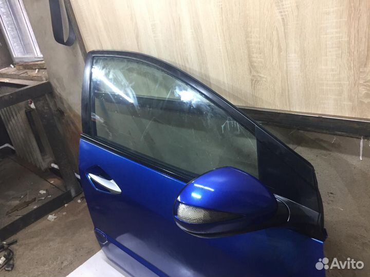 Дверь Передняя Правая Honda Civik 5D