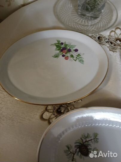 Блюдо фарфоровое большое