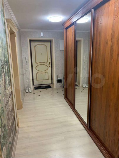 2-к. квартира, 76 м², 2/14 эт.