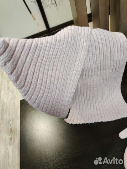 Комплект - шапка, шарф и варежки