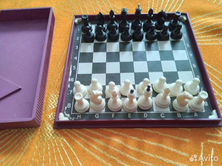 Шахматы дорожные СССР и фигуры Гарри Поттер