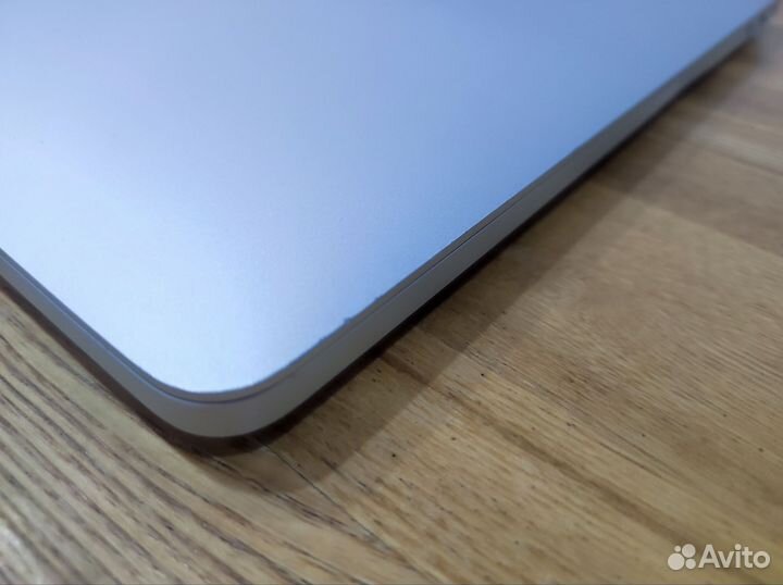 Apple MacBook Pro 15 2018 i7, 512гб