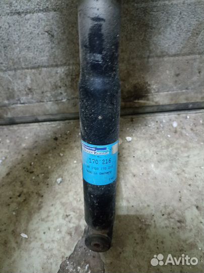 Стойка подвески задняя правая Chery Very хэтчбек