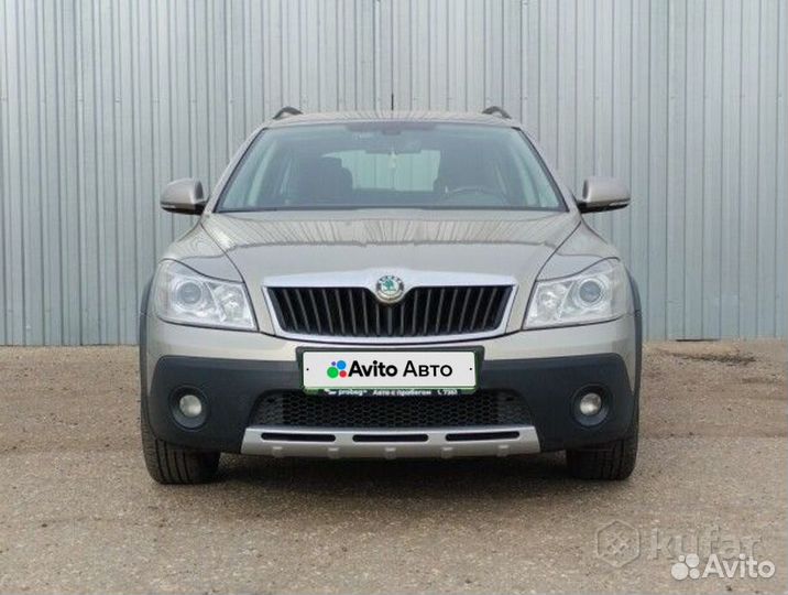 Skoda Octavia 1.8 МТ, 2011, 208 000 км