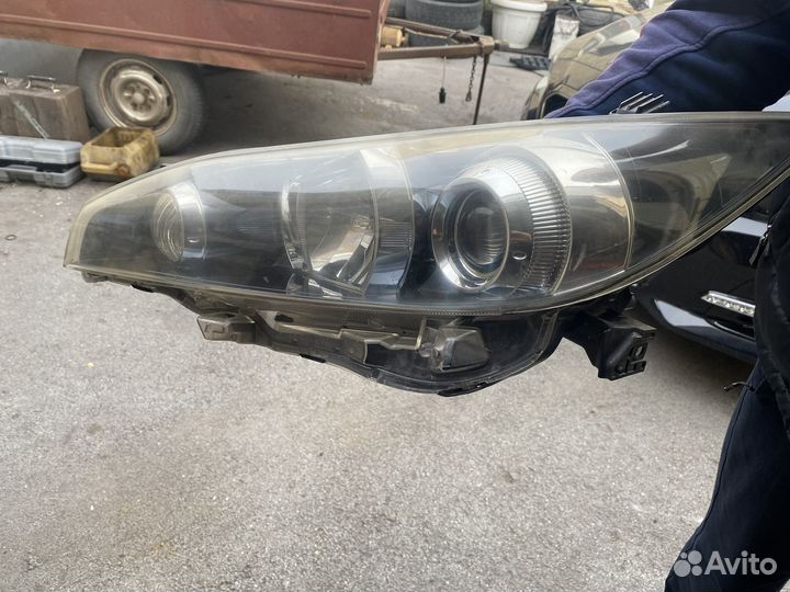 Фара левая тойта виш 20 кузов