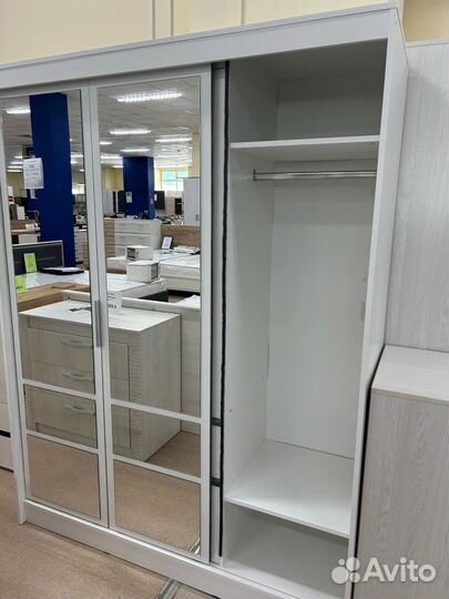 Шкаф купе с ящиками и зеркалами Агата 1,6м