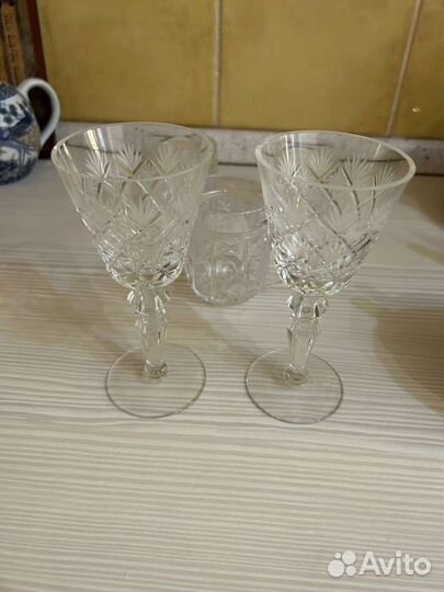 Хрустальный салатник и другая хрустальная посуда