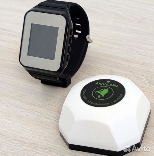 Часы официанту для вызова повором на кухню