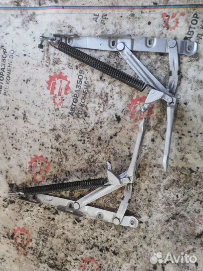 Петля крышки багажника Mercedes-Benz S W220 W220