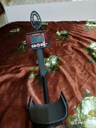 Металлоискатель fisher f22