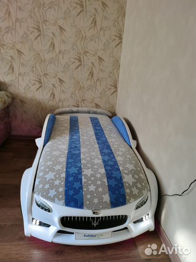 Кровать машина