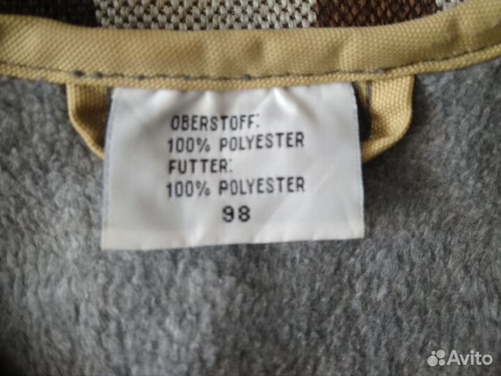 Жилетка утепленная на мальчика 3-5лет