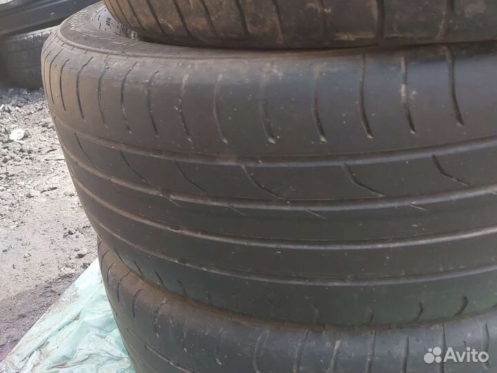 Continental ContiPremiumContact 2 215/55 R17 94V