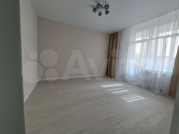 2-к. квартира, 66 м², 15/18 эт.