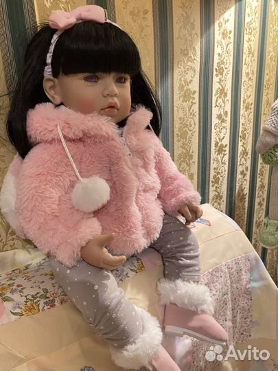 Кукла Адора