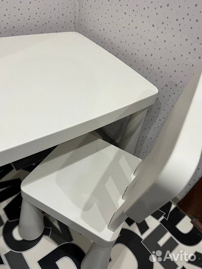 Детский стол и стул IKEA