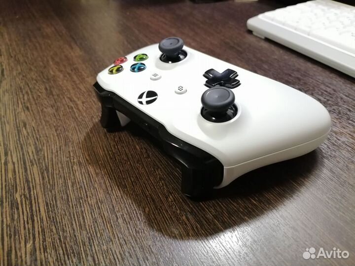 Геймпад Xbox One