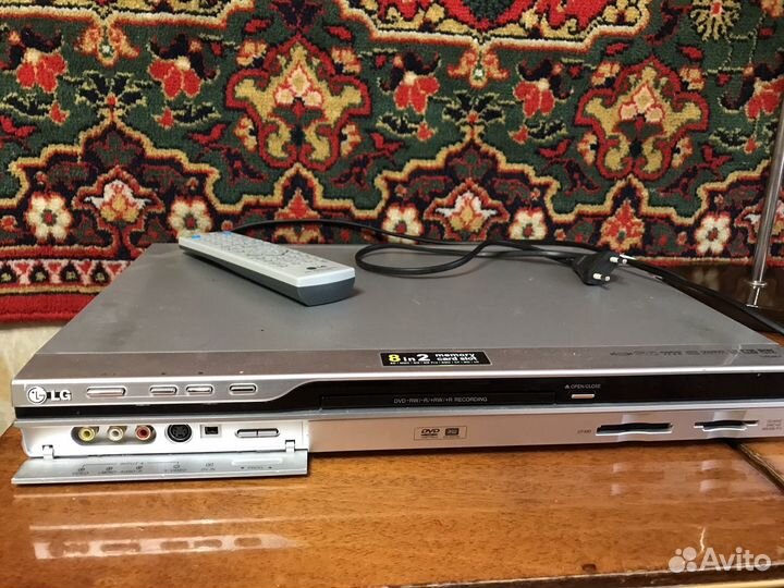 DVD-Рекордер LG DR 588X
