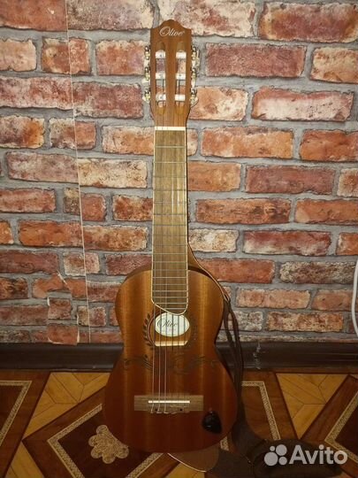 Гиталеле olive U400G с чехлом