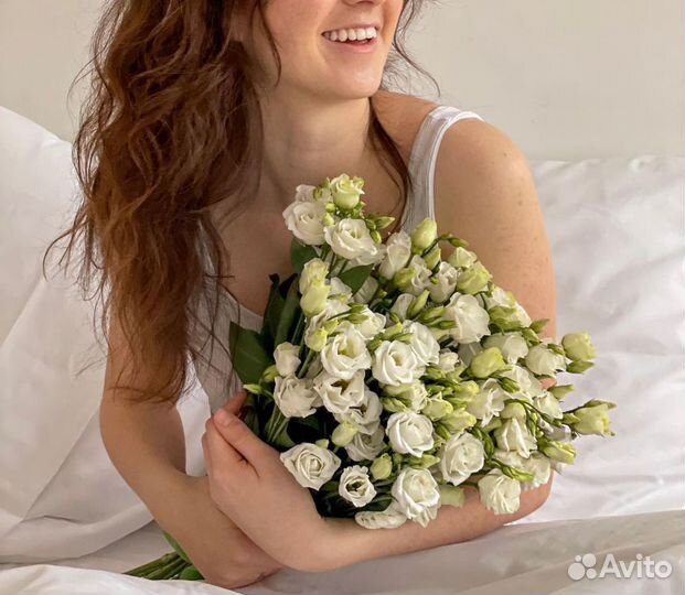 Эустомы в Букетах. Свежие Букеты. Доставка Цветов