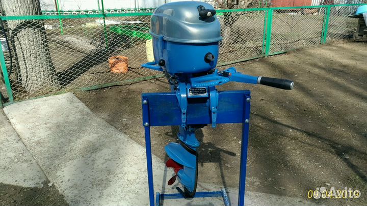 Подвесной мотор Москва 10