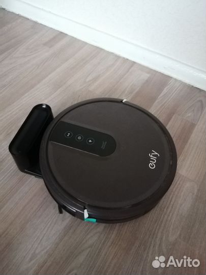 Робот пылесос RoboVac 15t