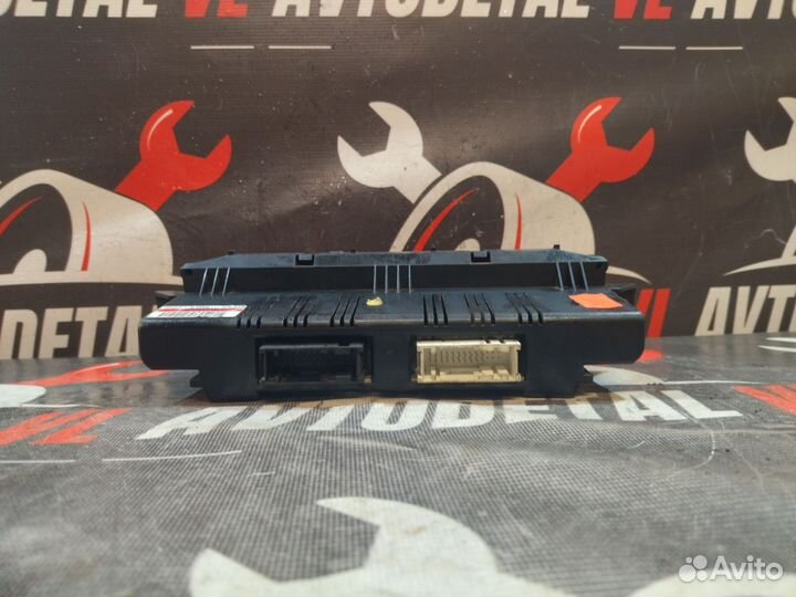 Блок управления климатом Ford Focus 2