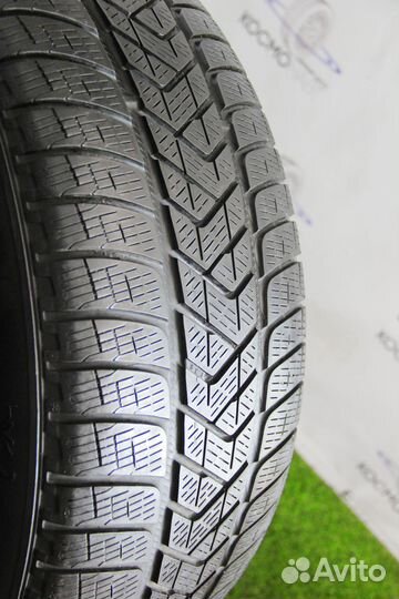 Pirelli Scorpion Winter RFT 235/55 R19 101H