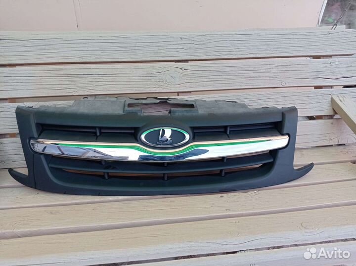 Решетка радиатора LADA granta