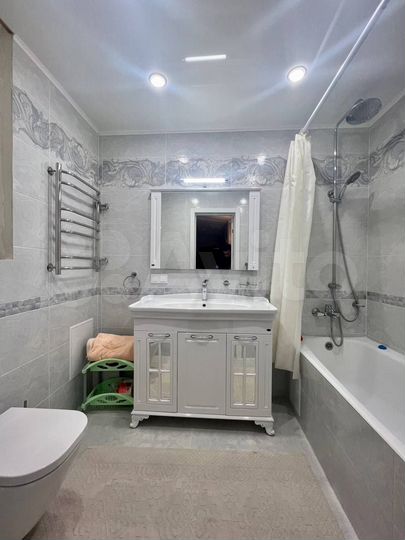 3-к. квартира, 84 м², 4/17 эт.