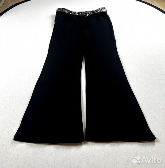 Стильные джинсы клеш Y2K, напоминающие наряды Kai