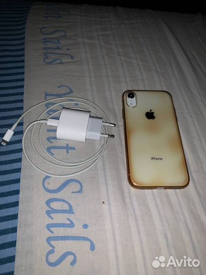 Телефон iPhone xr 64gb