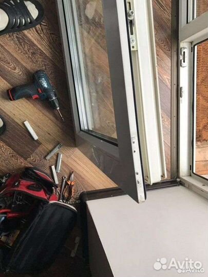 Ремонт пластиковых окон, дверей, регулировка