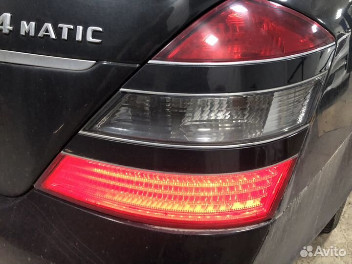 Фонари зание левый-правый w221 s221