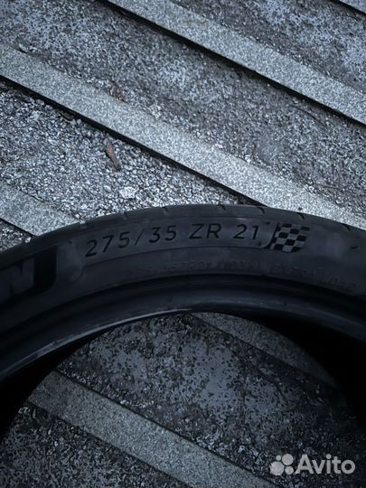 Michelin Pilot Sport 4 275/35 R21
