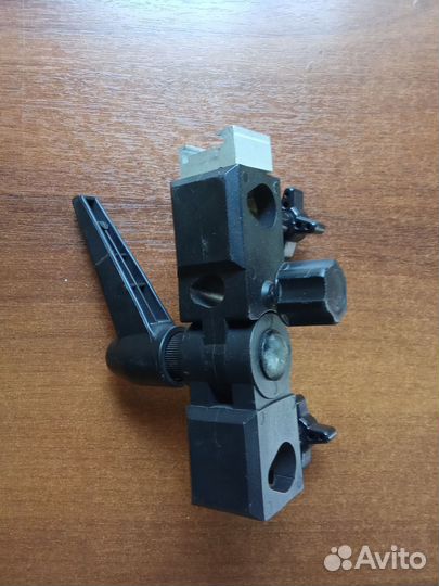 Держатель для вспышки и зонта