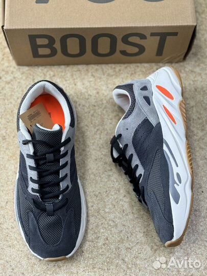 Кроссовки adidas yeezy boost 700