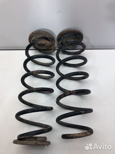 Задняя пружина гольф 5-6