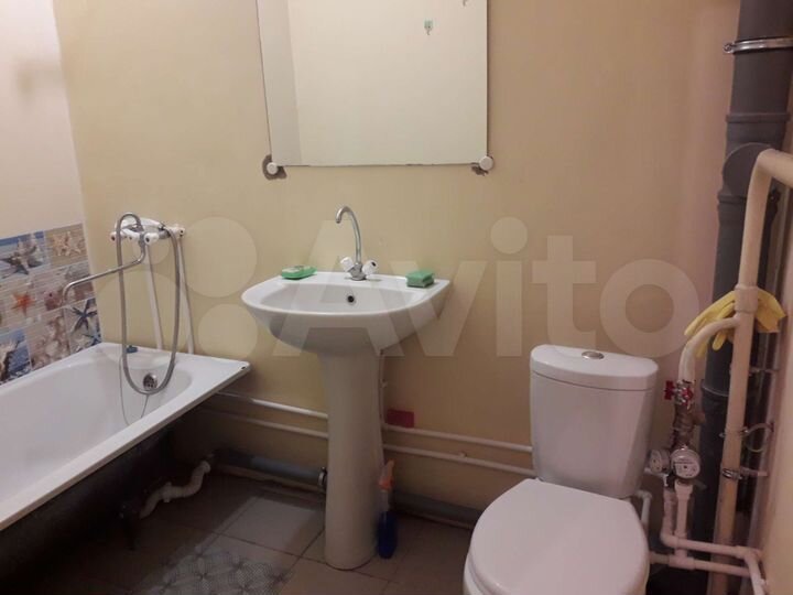 1-к. квартира, 30 м², 4/4 эт.