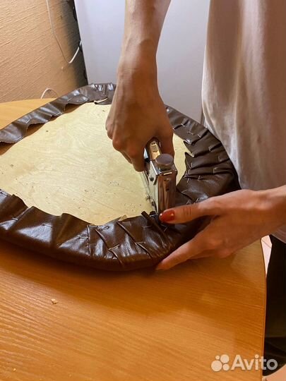 Перетяжка стульев и табуреток