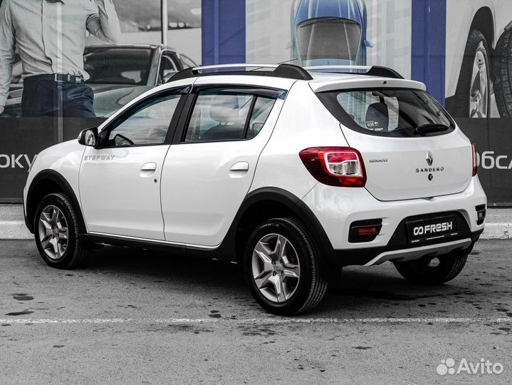 Renault Sandero Stepway 1.6 AT, 2019, 33 212 км