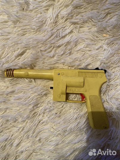 Игрушка пистолет СССР