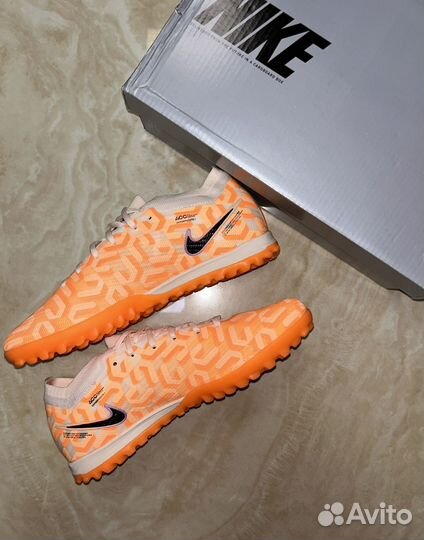 Сороконожки Nike Mercurial