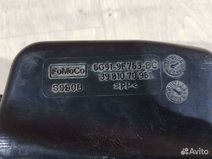 Резонатор воздушного фильтра Ford mondeo 4