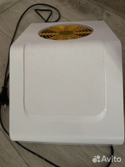 Вытяжка для маникюра напольная